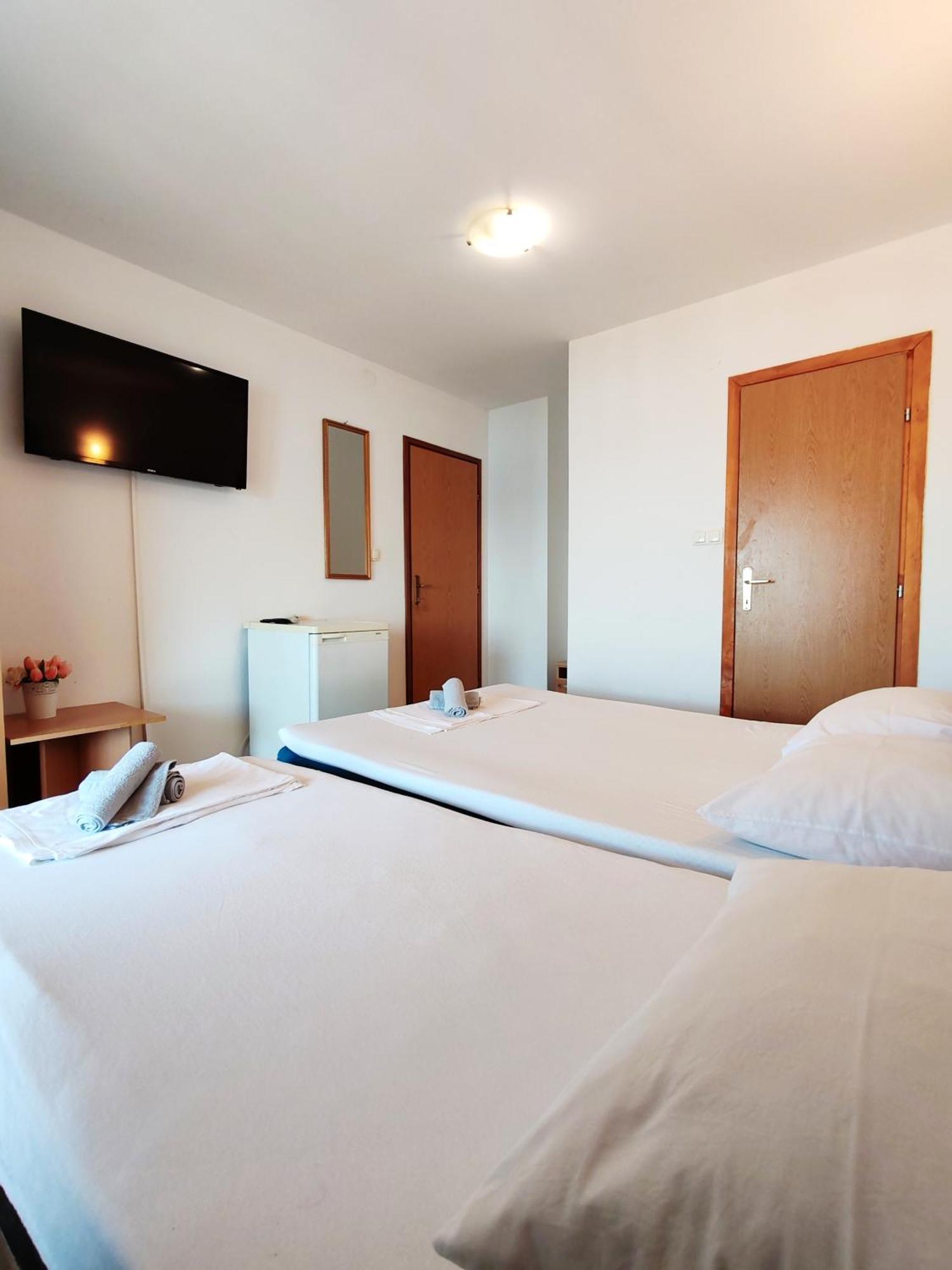 Apartment & Rooms Tempera Neum Ngoại thất bức ảnh